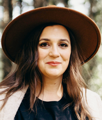 Portrait of Robyn Benelli, ICRT Reiki Master Teacher and Social Media Team member.